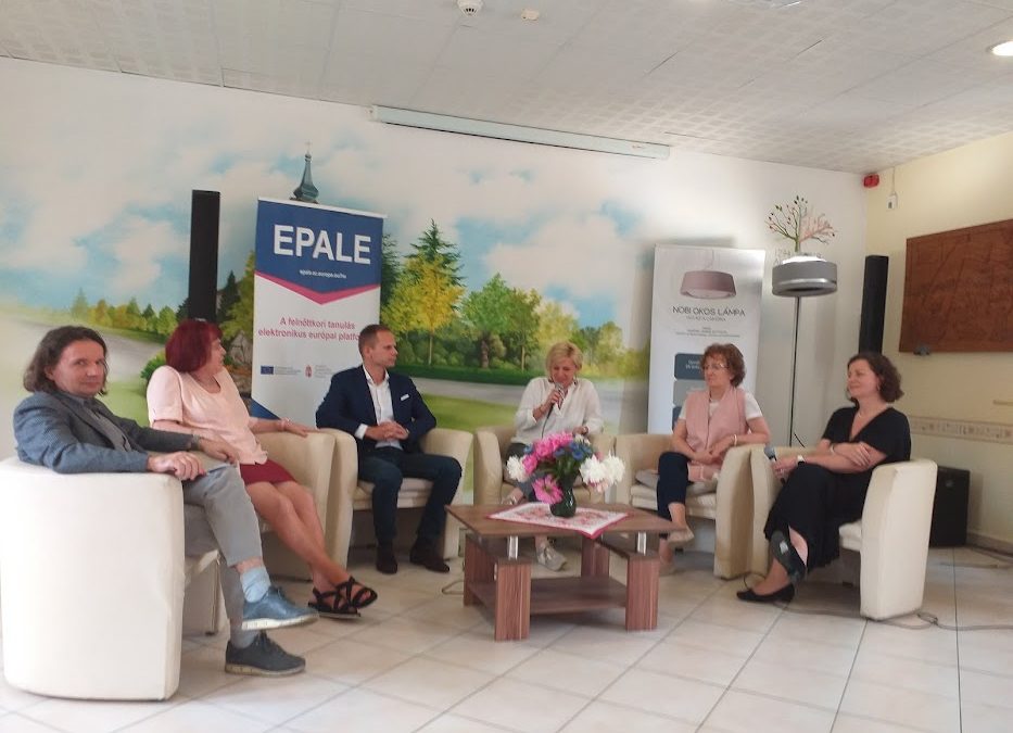 Okos megoldások a minőségi időskorért, konferencia Alsómocsoládon